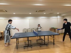 スリッパ卓球